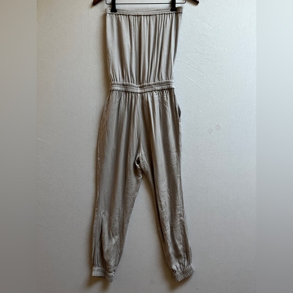 Talula Aritzia Tabata Strapless Jumpsuit Sz XXS - Picture 10 of 12